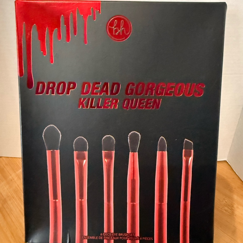 BH Cosmetics Drop Dead Gorgeous Killer Queen Brush Set - Red